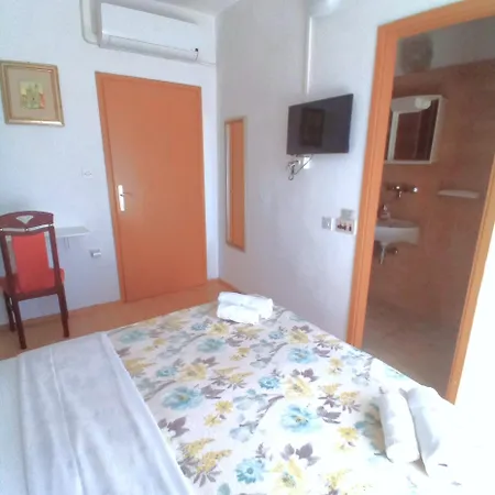 Cecilia 2 3* Malinska