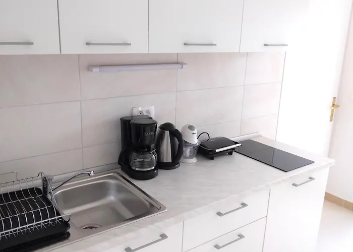 Cecilia 2 ゲストハウス