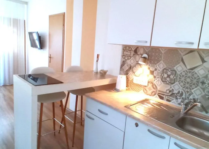 ゲストハウス Cecilia 2 マリンスカ