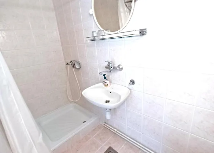 ゲストハウス Cecilia 2 マリンスカ