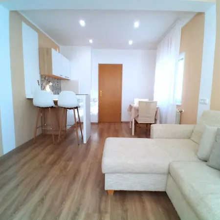 Cecilia 2 Gostinjska kuća 3*