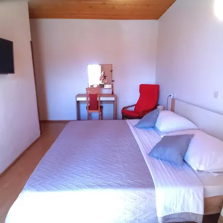 Gostinjska kuća Cecilia 2 3*