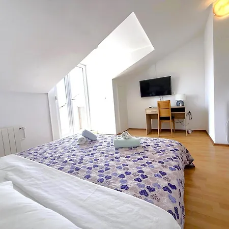 Konukevi Cecilia 2 3*
