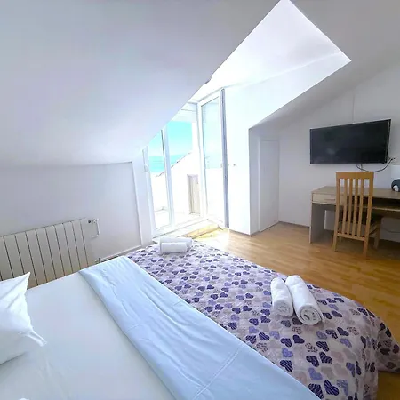 Cecilia 2 3* Malinska