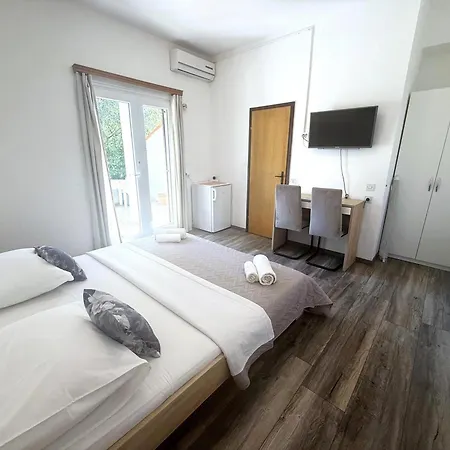 Gostinjska kuća Cecilia 2