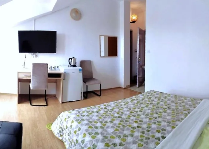 Cecilia 2 3* Malinska