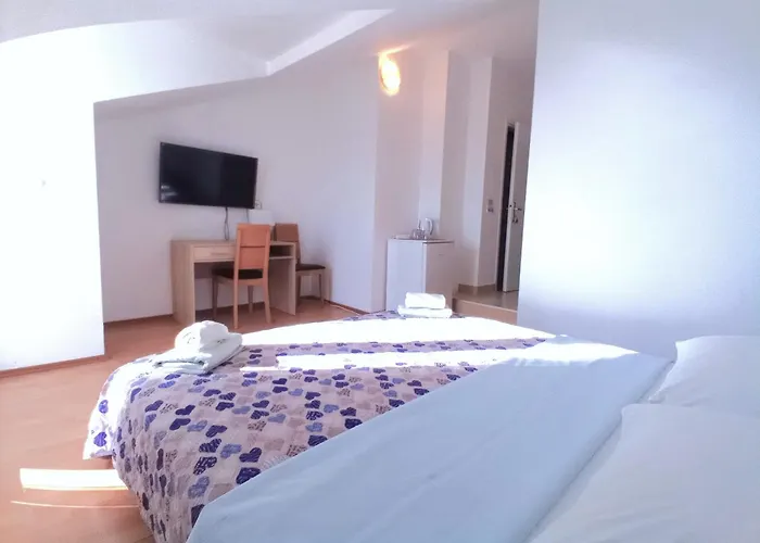 Cecilia 2 3* Malinska